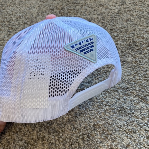 Columbia PFG Logo Mesh Snapback - High Crown - Picture 3 of 5